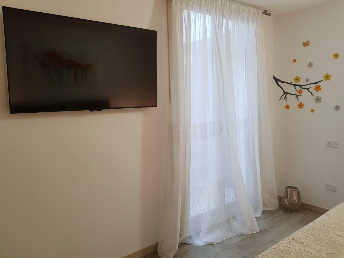 Luxury Apartments Beauty Gardens Sirmione Extérieur photo